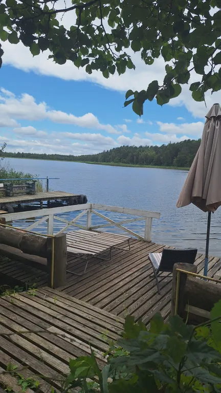 Семейный отдых в Беларуси на берегу живописного озера