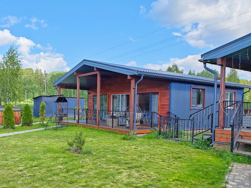 Коттедж Коттедж рядом с Красным озером — Светлое