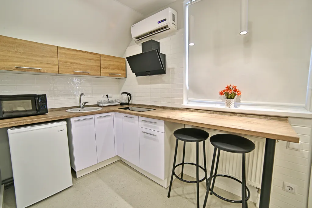 Студия с балконом