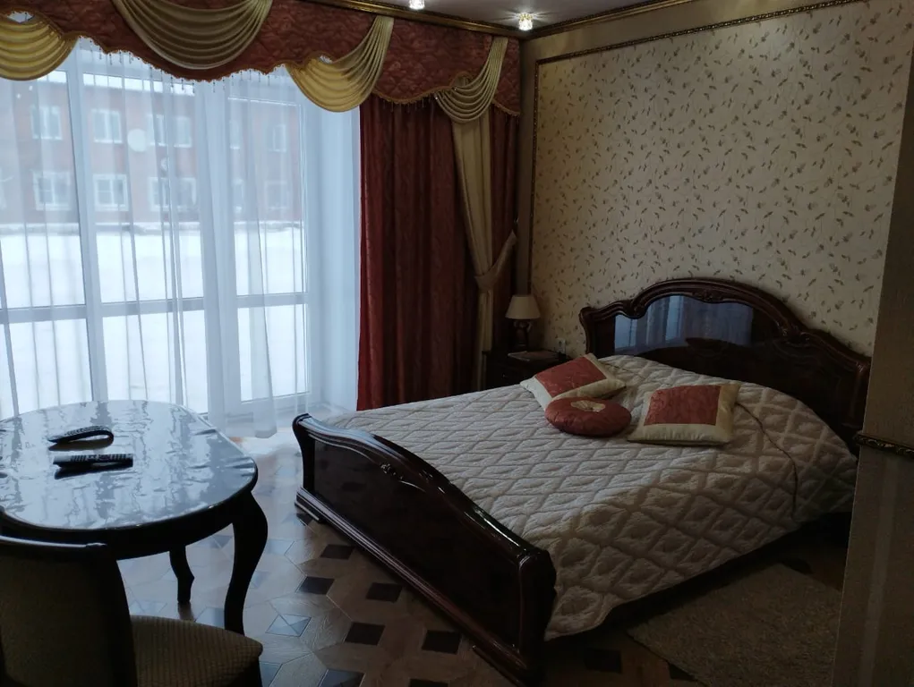 Квартира Полулюкс 2-местный с двуспальной кроватью + диван — аренда посуточно в Мариинск