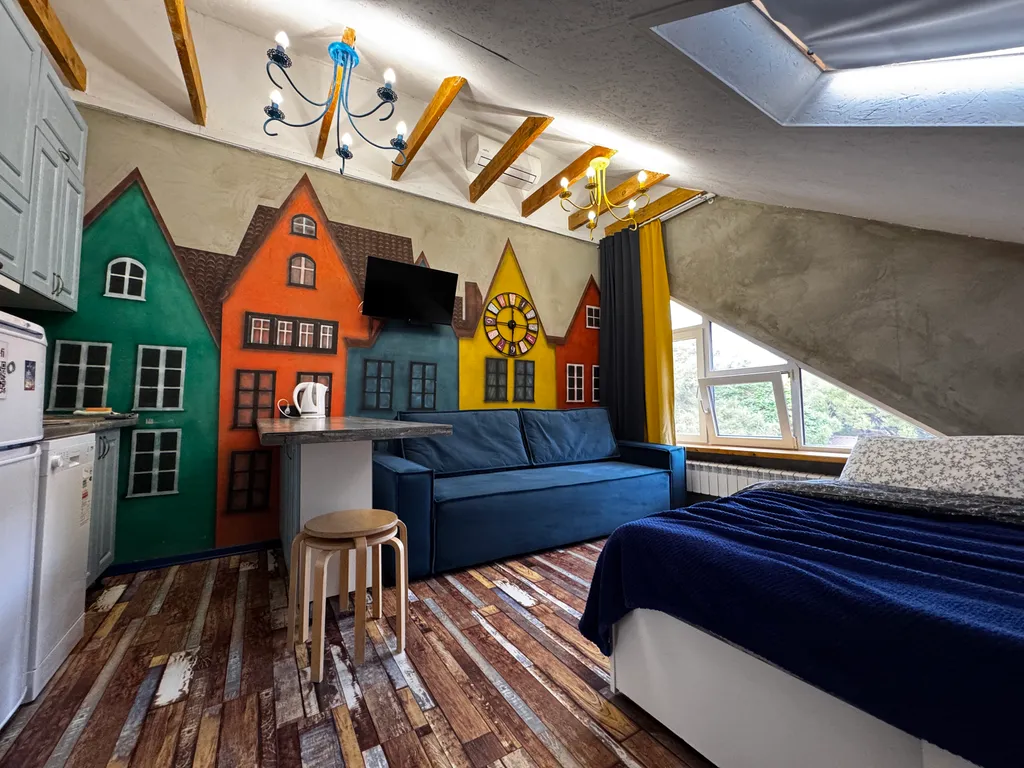 Квартира Квартира Апартамент с балконом на мансардном этаже с видом на море — Геленджик