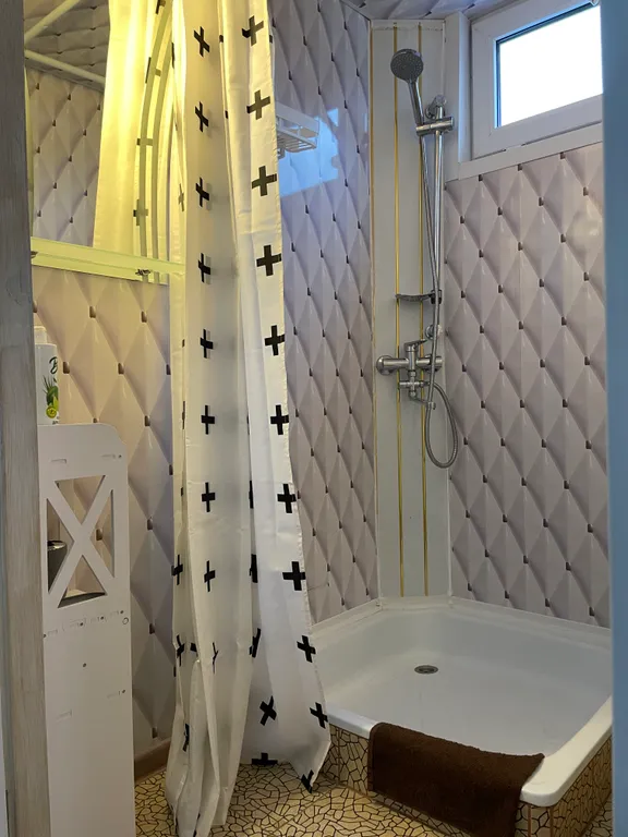 Частный дом в центре поселка