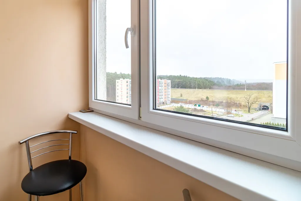 Солнечная квартира с видом на лес