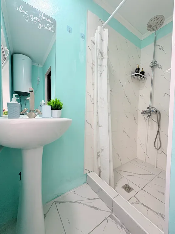 Уютный дом-студия в тихом районе с парковкой и мангальной зоной