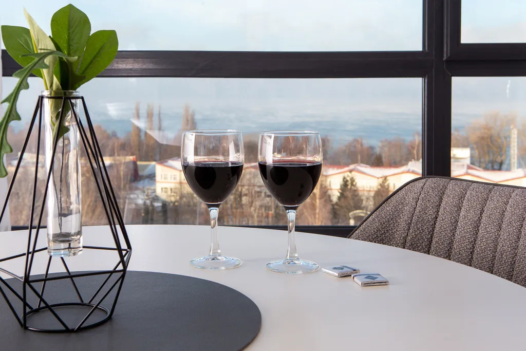 Квартира Апартаменты 4Кайф Kristall Apart с видом на море — аренда посуточно в Светлогорск