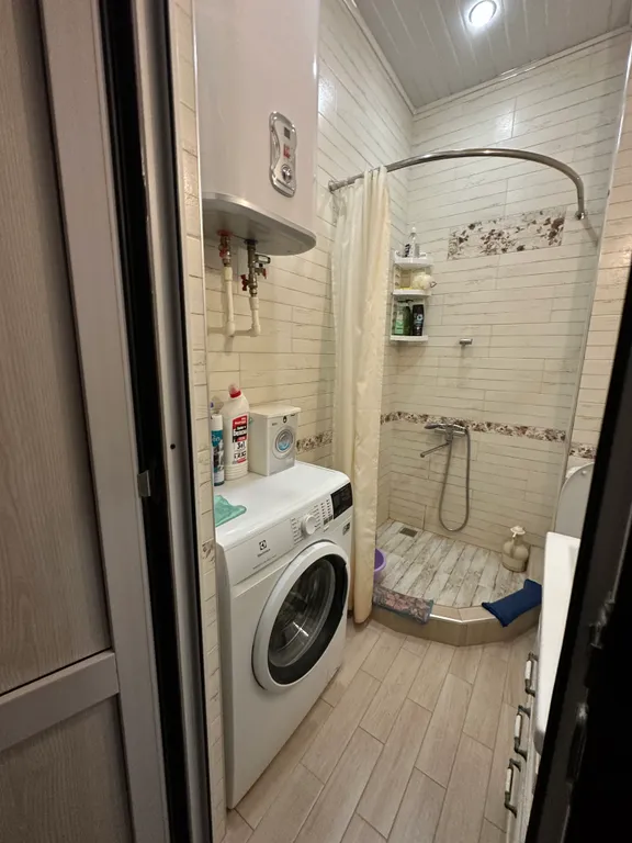 Студия на первой береговой линии