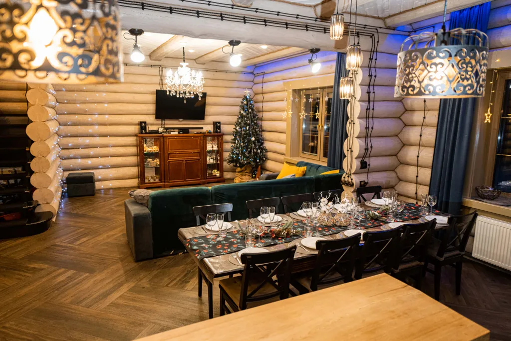 Загородный дом в окружении леса Grovehause