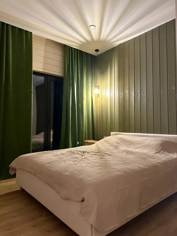 Коттедж Уютный дом в окружении леса — Лебяжье