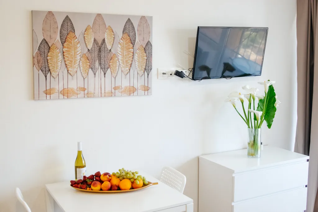 Студия на берегу моря