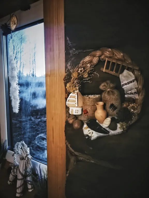 Дом Избушка Луна