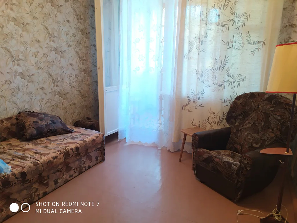 Большая квартира рядом с санаторием Днепр