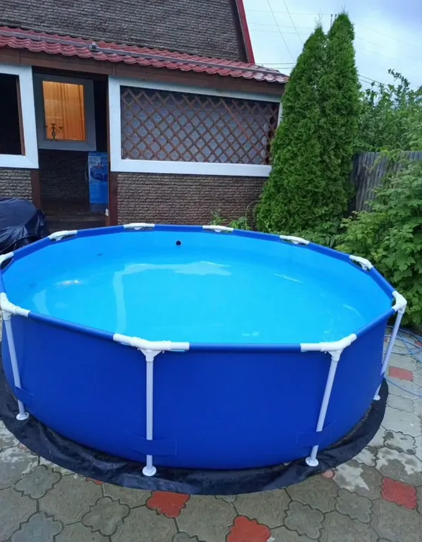 Коттедж Уютная дача на Волге с огромным бассейном — аренда посуточно в Казань