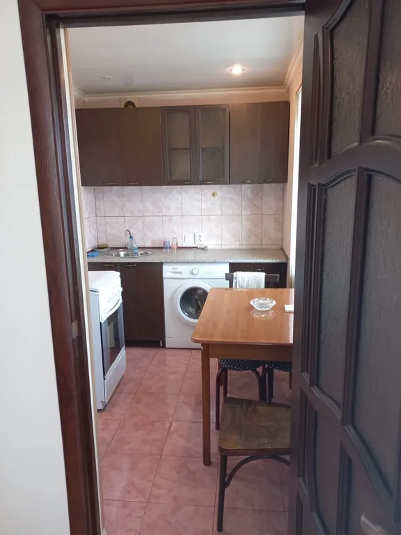 Квартира 1-комнатная квартира с видом на море — Сухум