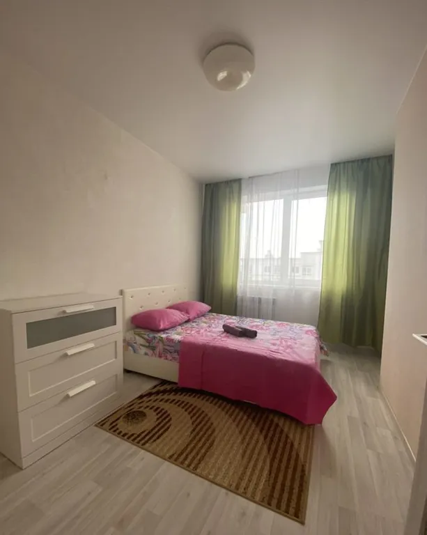 Просторная квартира, рядом Кадетское училище