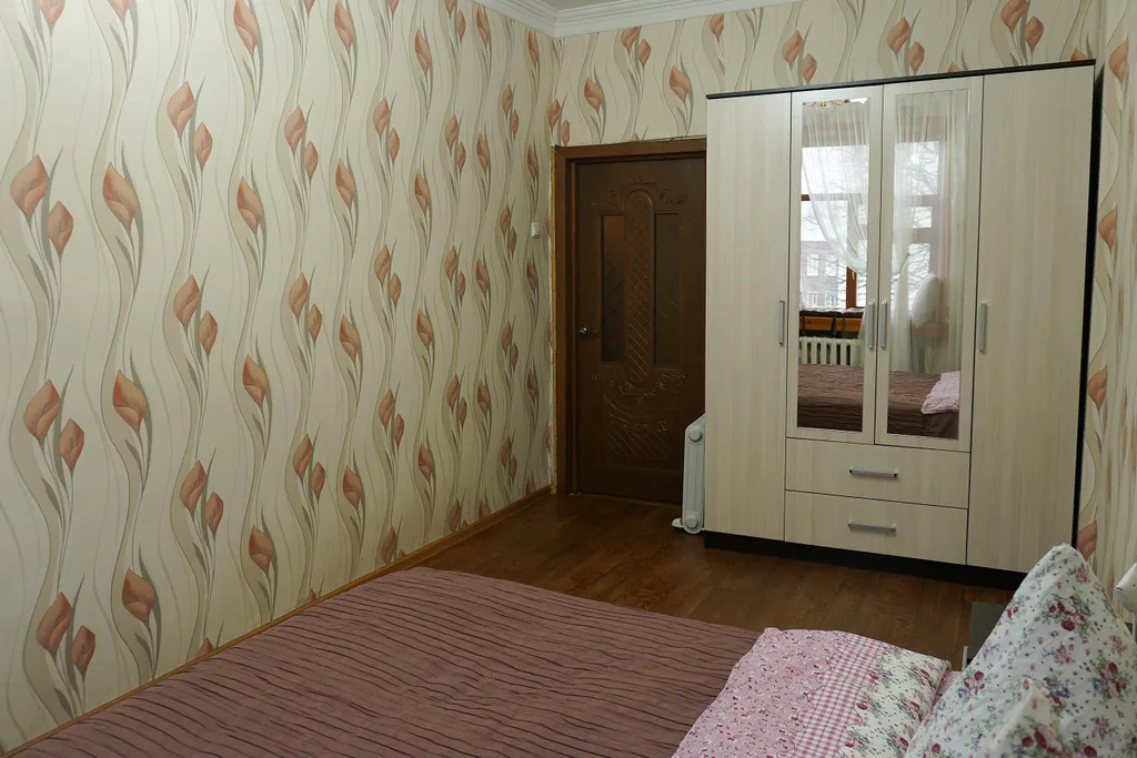 Видовая 2-х комнатная квартира в центре,- У КОЛОКОЛЬНИ!!