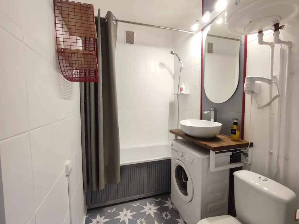 Новая дизайнерская студия рядом с набережной