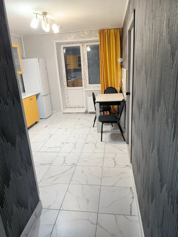 Просторная 4 -комнатная квартира возле московского проспекта