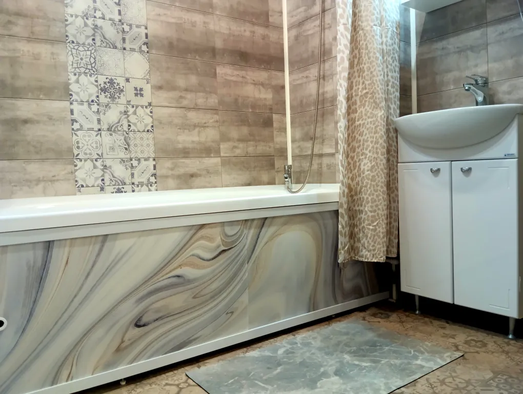 Новая большая светлая теплая квартира в новом доме в центре города