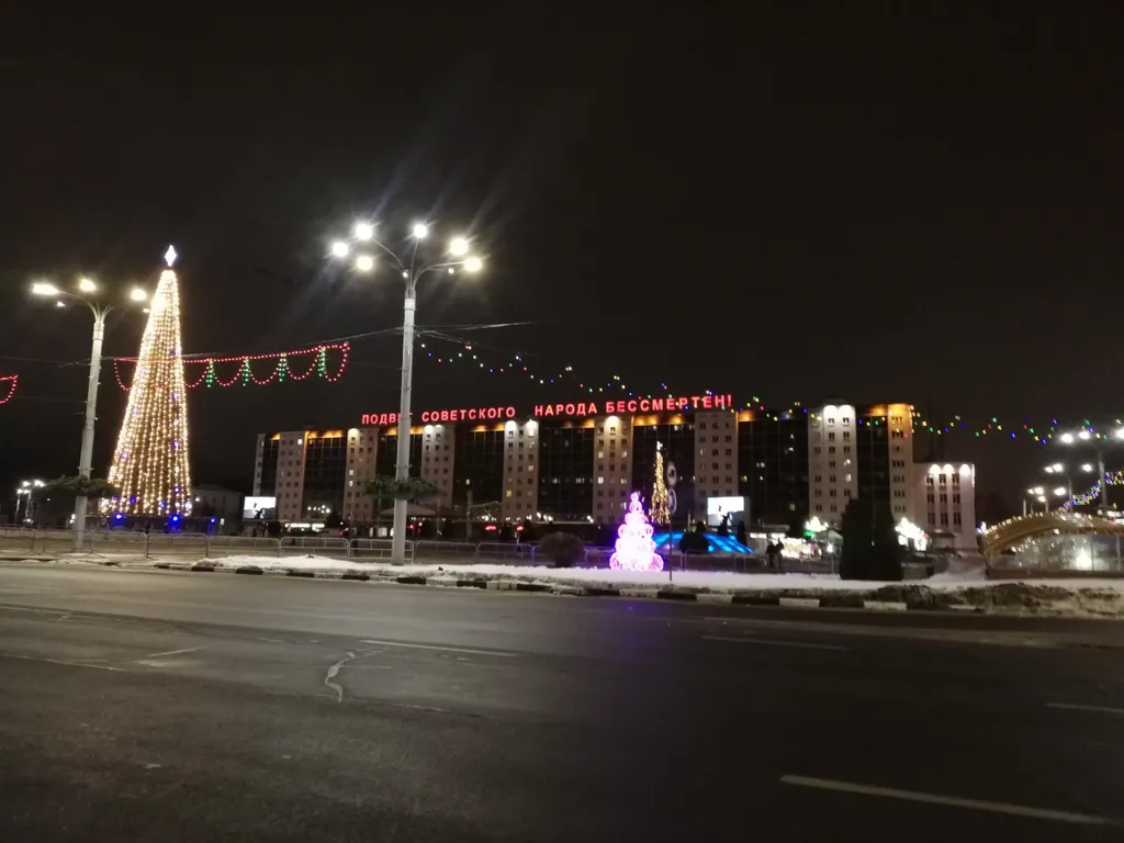 Апартаменты в самом центре (площадь победы, три штыка, амфитеатр)