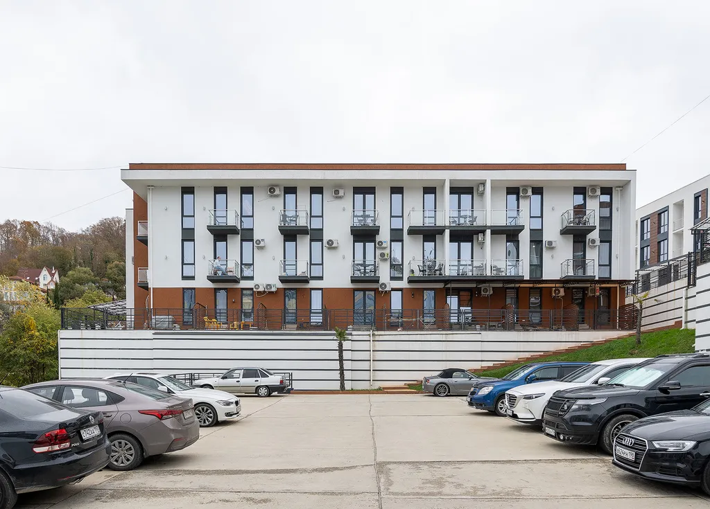 Студия МореСолнцеАпарт в ЖК Касабланка с балконом и видом на море