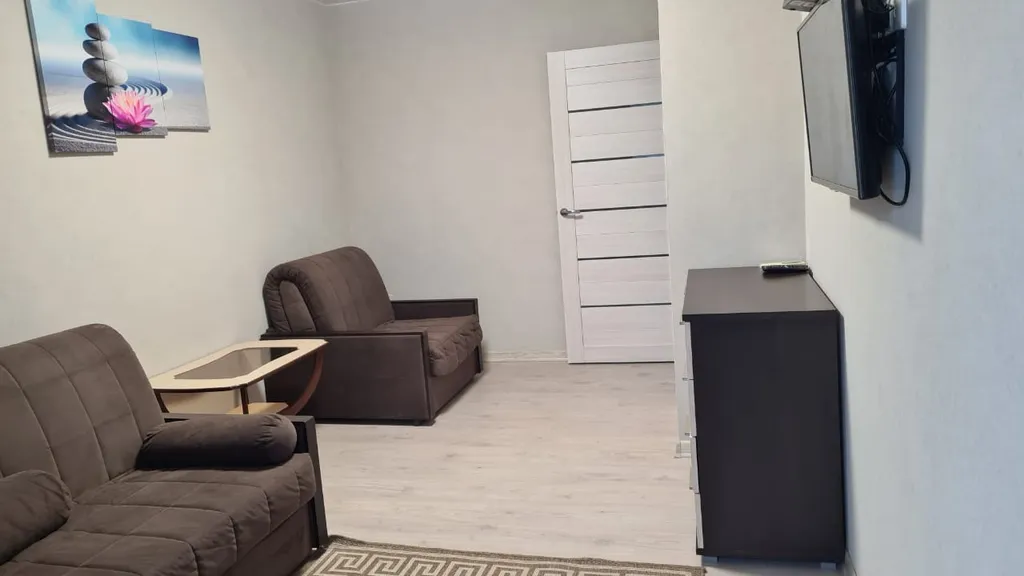 Современная квартира на берегу моря