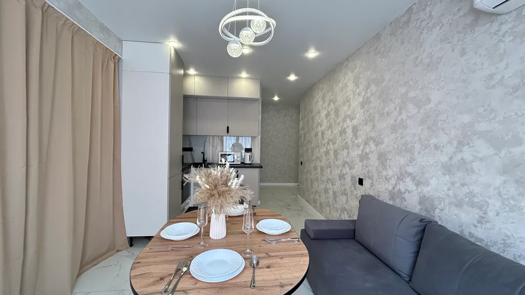 Дизайнерская стильная двушка, 5 раздельных мест с двумя кроватями