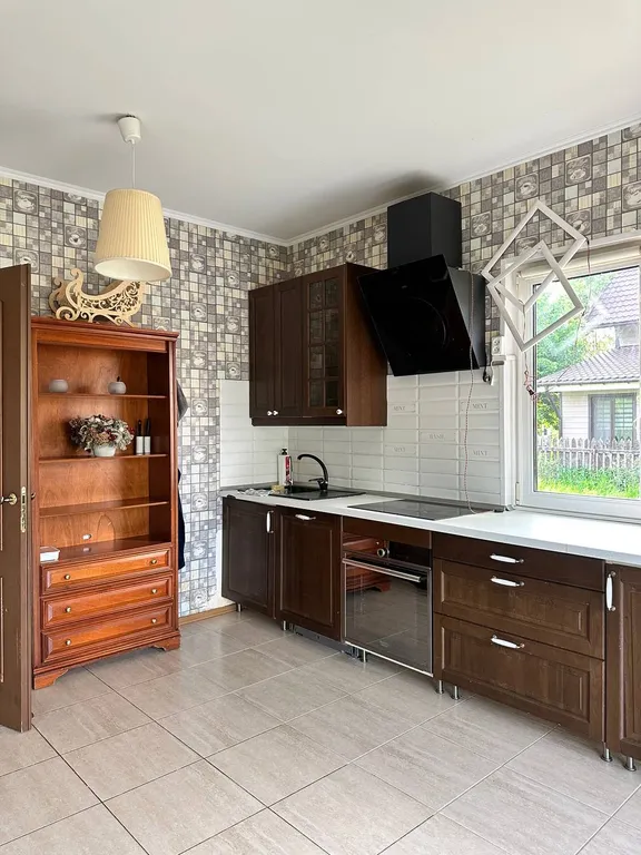 Большой дом на участке 12 соток