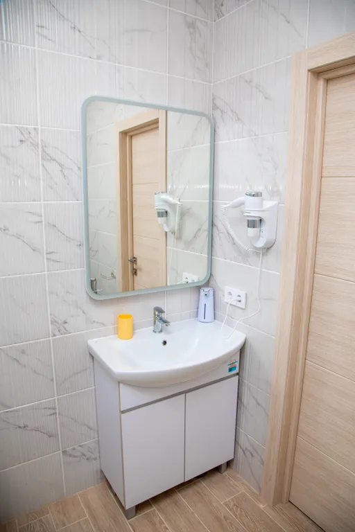 Квартира Комната — Тихвин