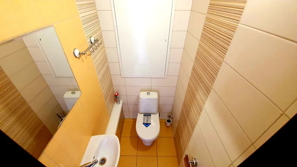 Большая двухкомнатная квартира до 6 человек от сети «RoomOnDay»