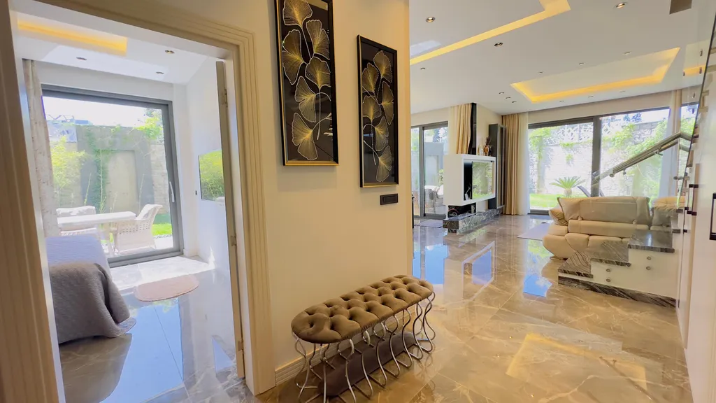 Duplex 3+1 в современном комплексе Via Mar Residence с выходом в сад