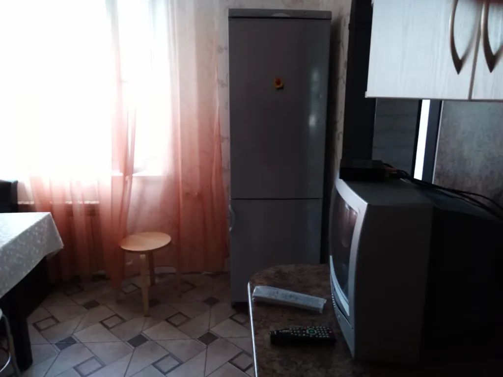 Отдельный 2-х этажный благоустроенный дом в тихом районе у моря