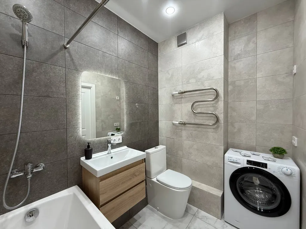 Просторная дизайнерская квартира возле аквапарка