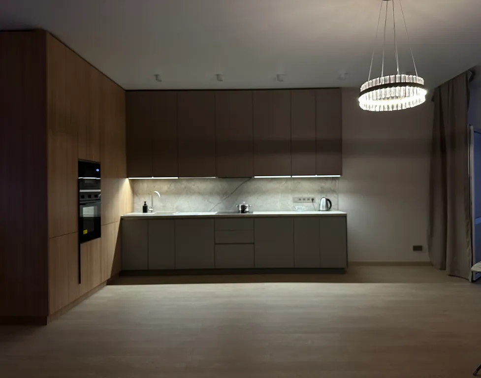 Большая дизайнерская квартира в центре, у стадиона и Мамаева кургана