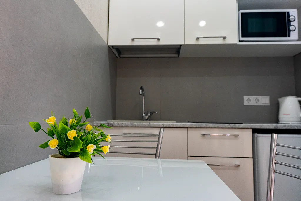 Трехместные апартаменты с балконом рядом с морем