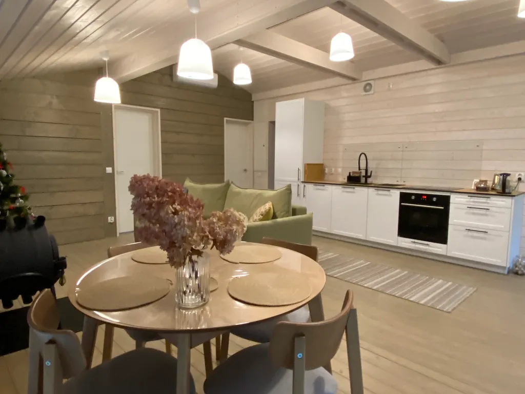 Дом с видом на лес