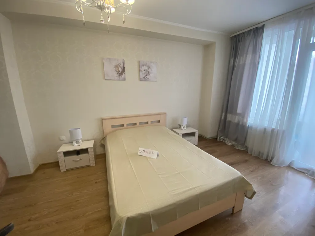 Квартира Просторная 2-х комнатная квартира (центр) — Севастополь