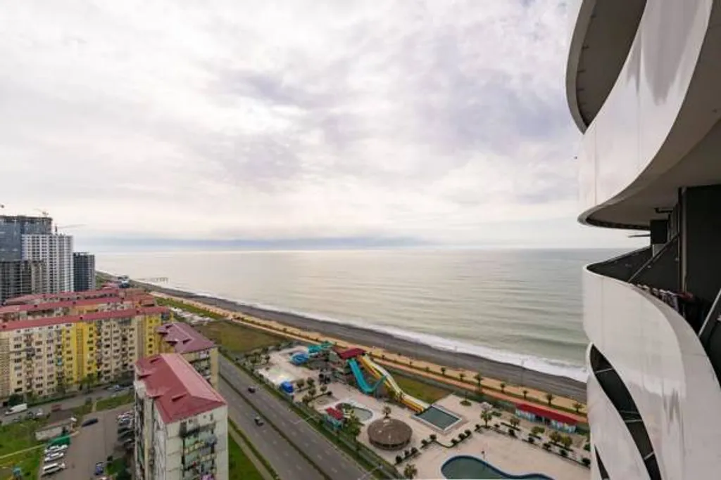 Квартира 1-комнатная Квартира — Батуми