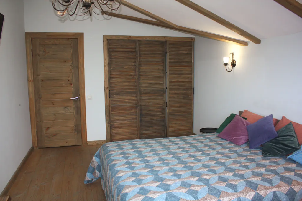 Квартира Квартира с потрясающим видом на горы и море, до набережной 600 метров — Геленджик