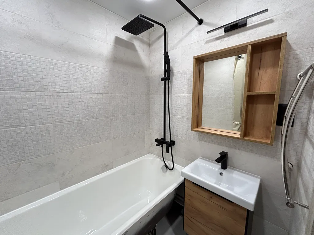 Квартира Новая уютная 4-комнатная квартира — Санкт-Петербург