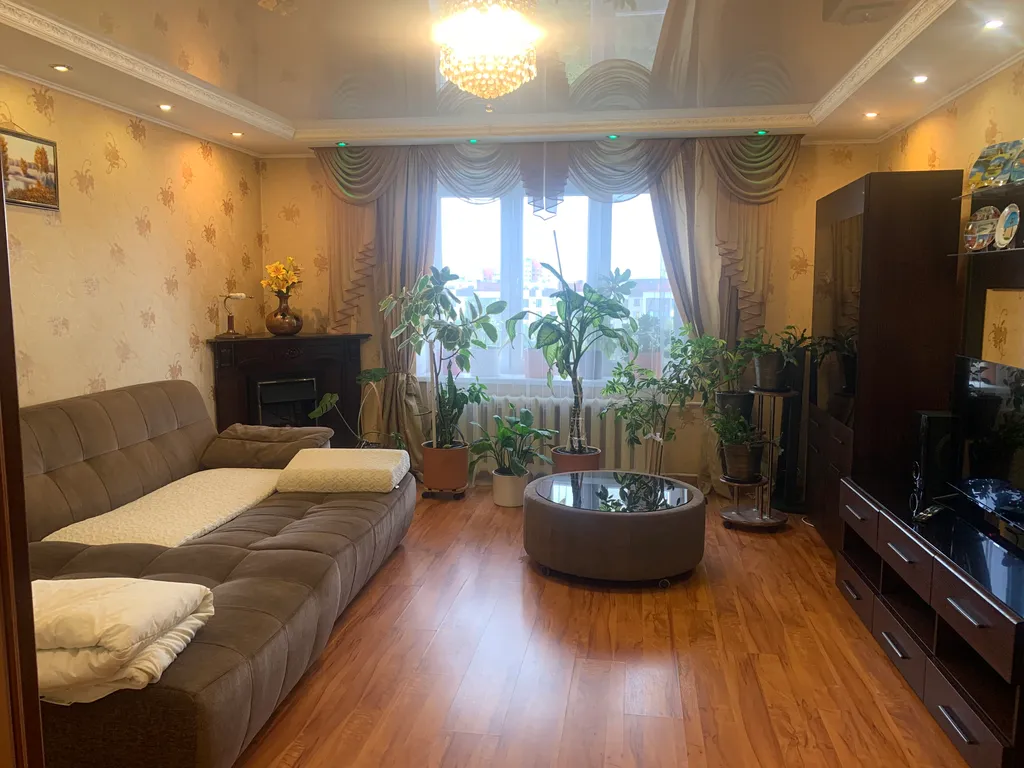 Квартира Трехкомнатная квартира в центре Парус — Калининград