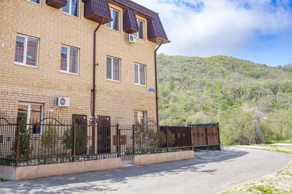 Уютная квартира в новом гостевом доме