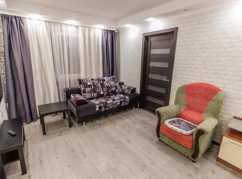 Квартира с евроремонтом у Мурманск Молла