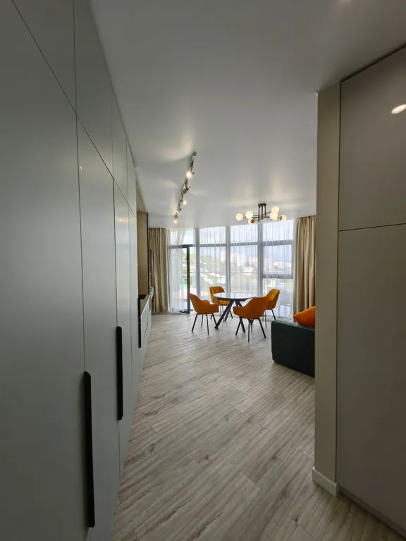 Дизайнерские апартаменты с видом на горы и море