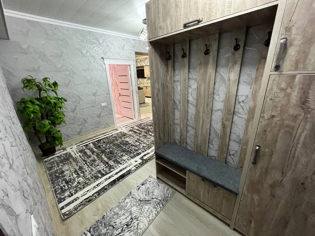 Свой уютный уголок (встретим бесплатно)