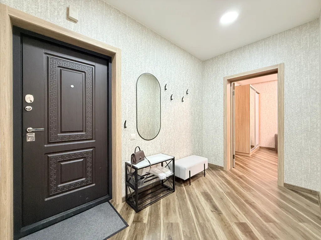 Двушка на 7 человек у нового ЛДС Сибирь-арена