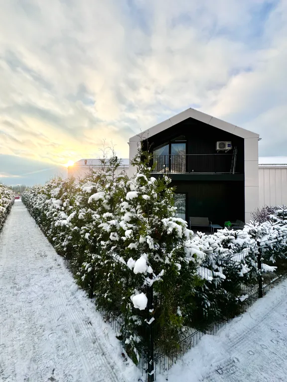 Коттедж Уютный дом в загородном клубе HuggeLife — аренда посуточно в Сертолово