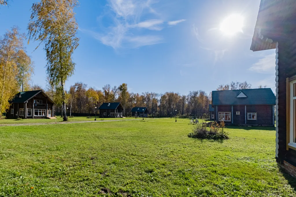 Комфортный дом у реки