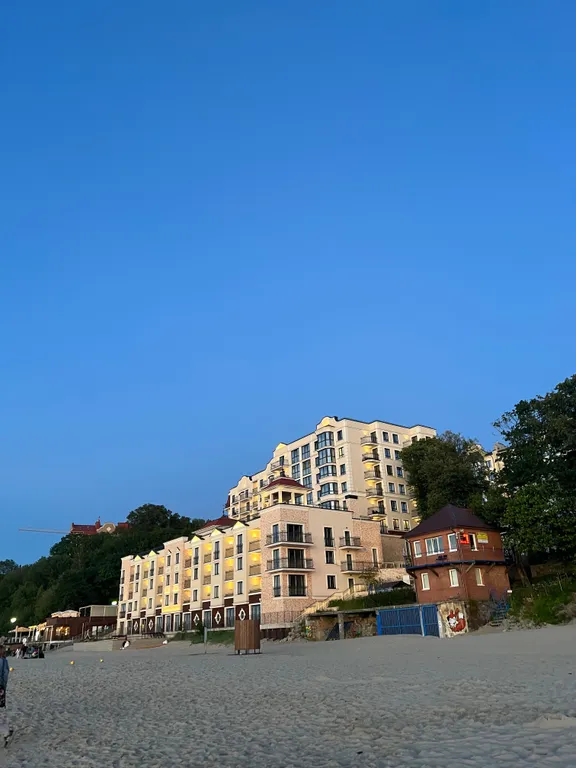 Комфортабельные апартаменты первая линия