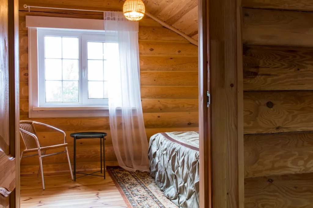 Дом на берегу озера