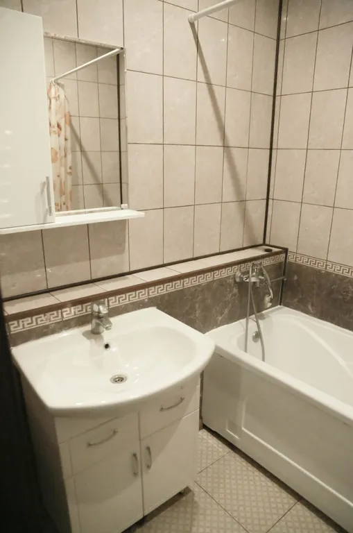 Новая трёхкомнатная квартира в тихом центре